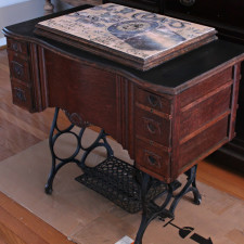 Antique Sewing Table Redo {Mod Podge Transfer}