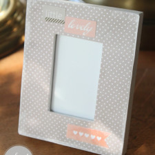 Scrapbook a Cheap Photo Frame